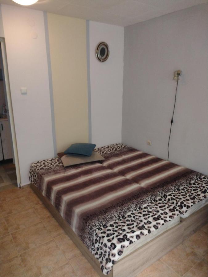 Apartment Petr Beron Varna ภายนอก รูปภาพ